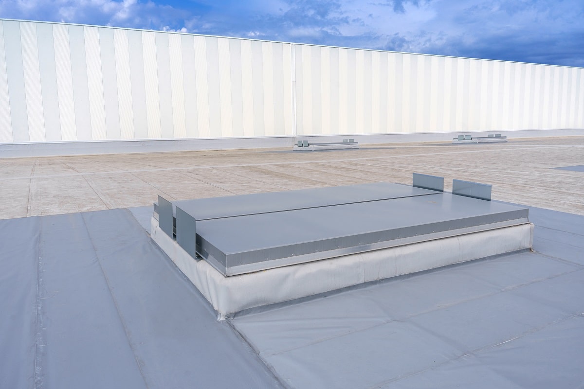 Pros and Cons of Sloped Roofs